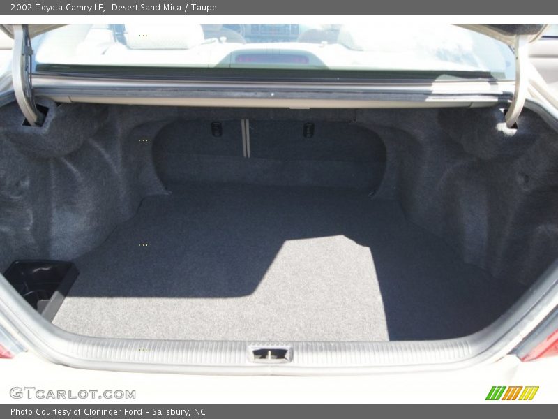 Desert Sand Mica / Taupe 2002 Toyota Camry LE