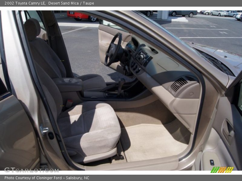 Desert Sand Mica / Taupe 2002 Toyota Camry LE