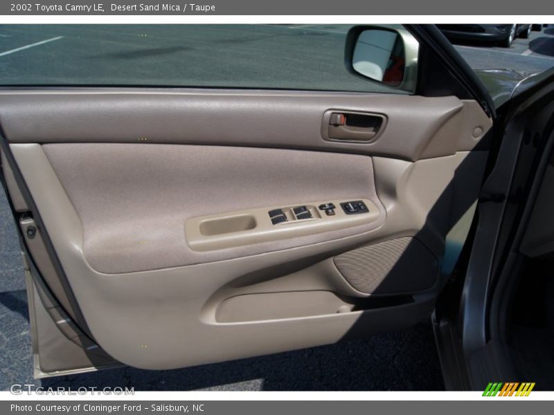 Desert Sand Mica / Taupe 2002 Toyota Camry LE