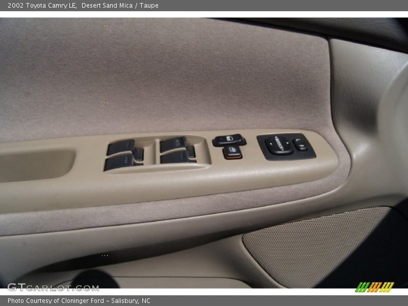 Desert Sand Mica / Taupe 2002 Toyota Camry LE