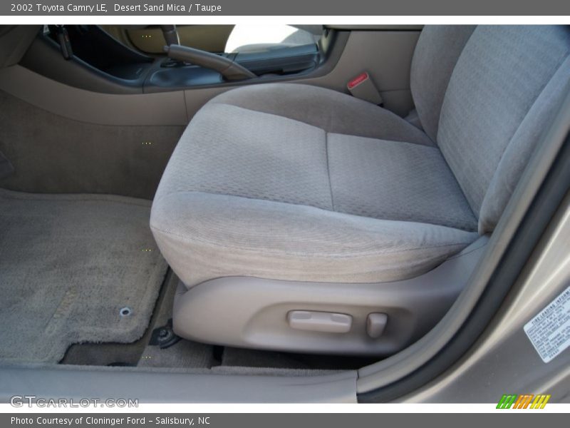 Desert Sand Mica / Taupe 2002 Toyota Camry LE
