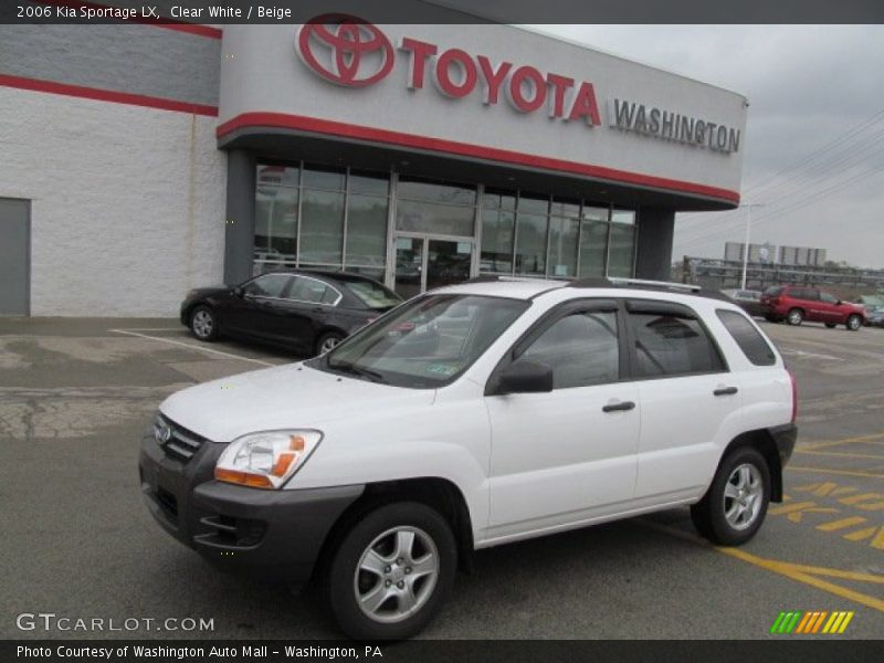 Clear White / Beige 2006 Kia Sportage LX