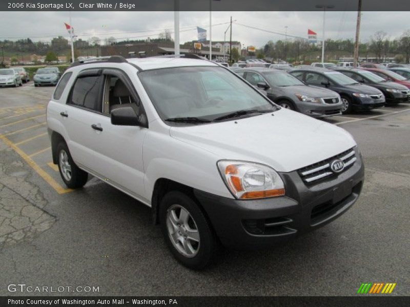 Clear White / Beige 2006 Kia Sportage LX