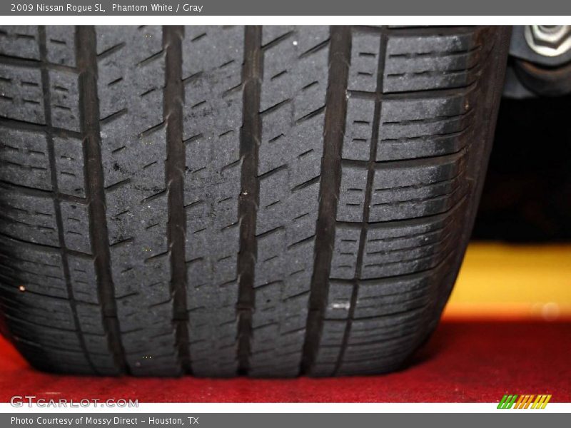 Phantom White / Gray 2009 Nissan Rogue SL