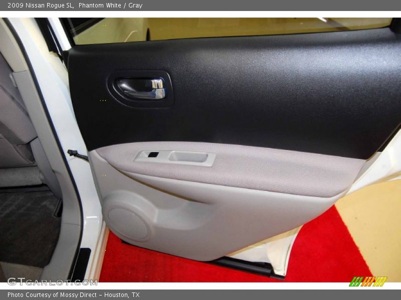 Phantom White / Gray 2009 Nissan Rogue SL