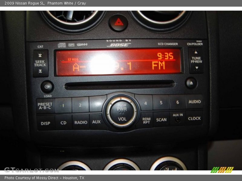 Phantom White / Gray 2009 Nissan Rogue SL