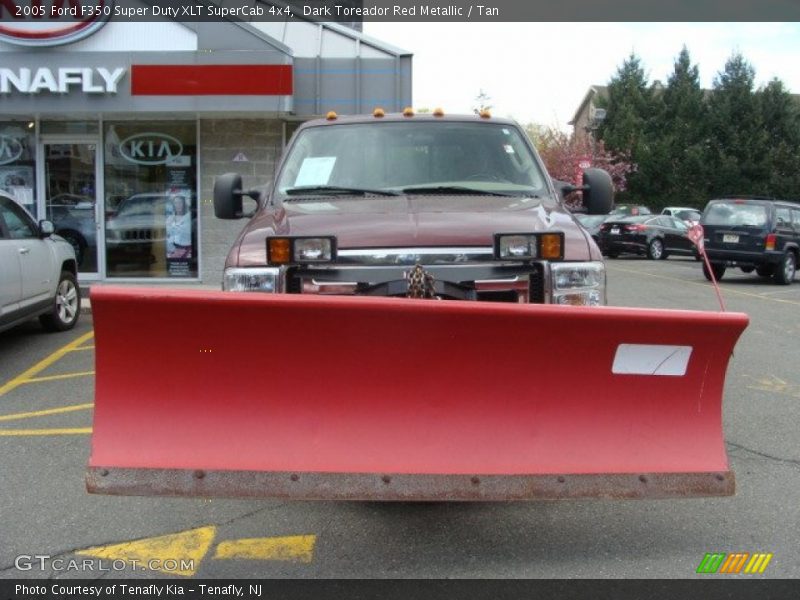 Dark Toreador Red Metallic / Tan 2005 Ford F350 Super Duty XLT SuperCab 4x4