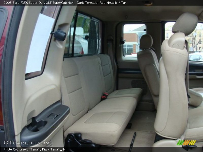 Dark Toreador Red Metallic / Tan 2005 Ford F350 Super Duty XLT SuperCab 4x4
