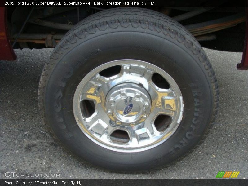 Dark Toreador Red Metallic / Tan 2005 Ford F350 Super Duty XLT SuperCab 4x4