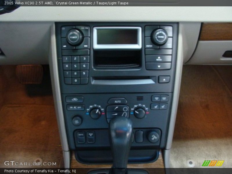 Crystal Green Metallic / Taupe/Light Taupe 2005 Volvo XC90 2.5T AWD