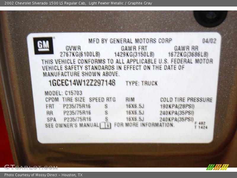 Light Pewter Metallic / Graphite Gray 2002 Chevrolet Silverado 1500 LS Regular Cab