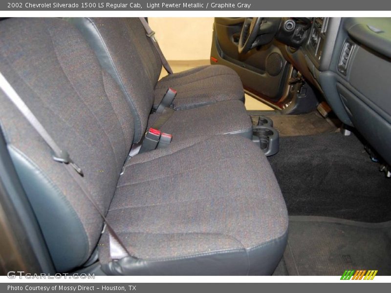 Light Pewter Metallic / Graphite Gray 2002 Chevrolet Silverado 1500 LS Regular Cab