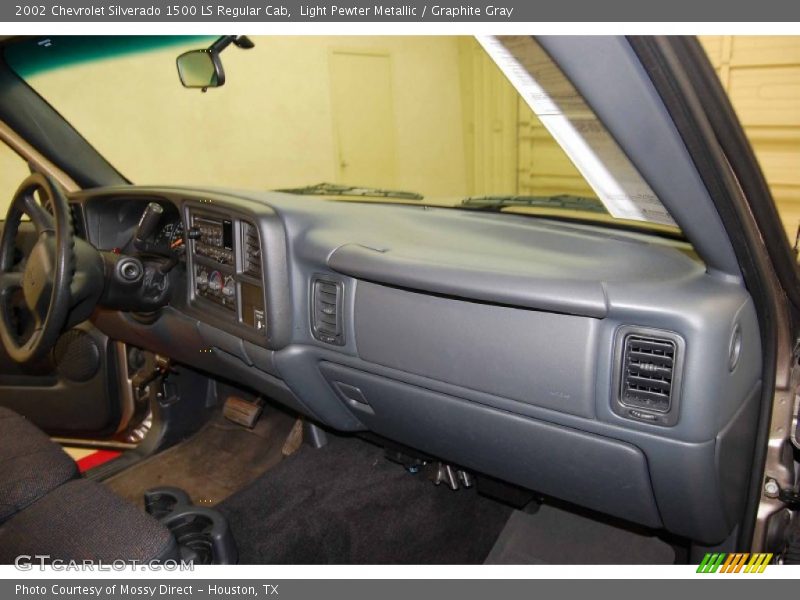Light Pewter Metallic / Graphite Gray 2002 Chevrolet Silverado 1500 LS Regular Cab