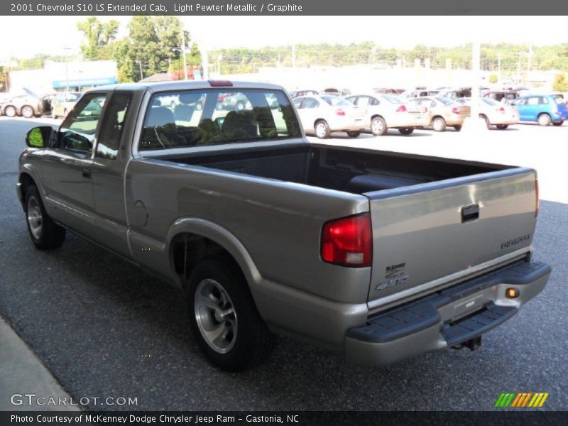 Light Pewter Metallic / Graphite 2001 Chevrolet S10 LS Extended Cab