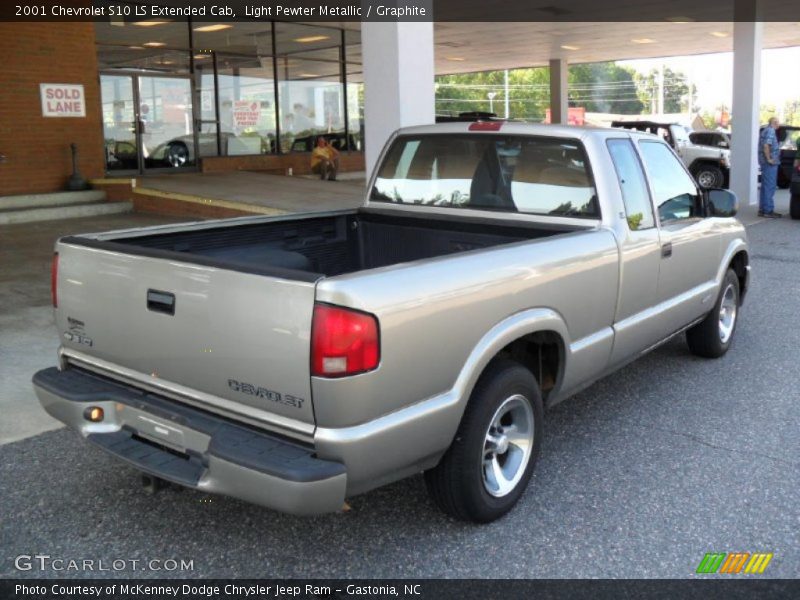 Light Pewter Metallic / Graphite 2001 Chevrolet S10 LS Extended Cab