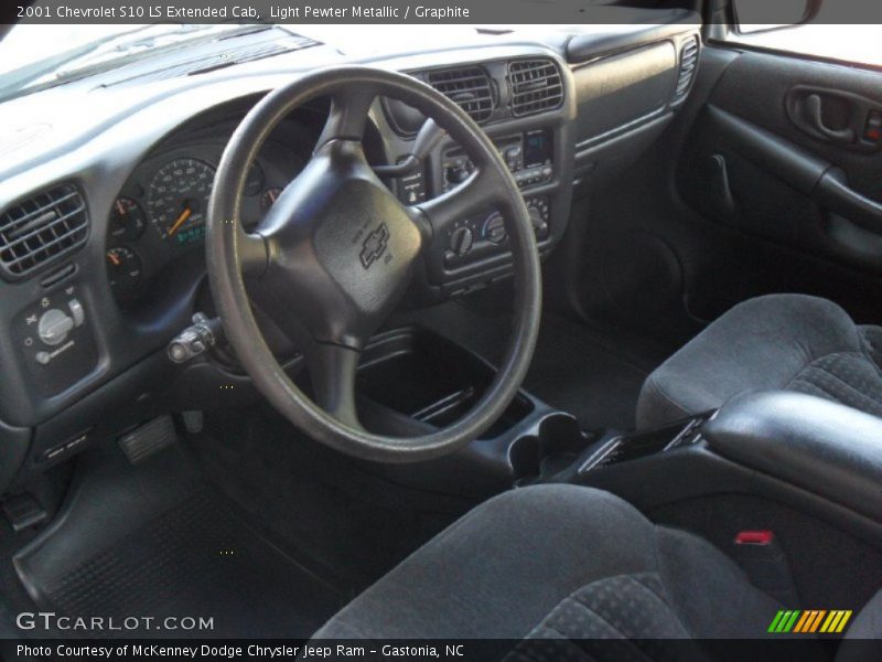 Light Pewter Metallic / Graphite 2001 Chevrolet S10 LS Extended Cab