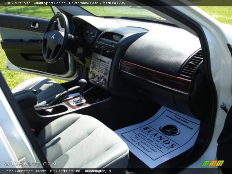 Dover White Pearl / Medium Gray 2009 Mitsubishi Galant Sport Edition