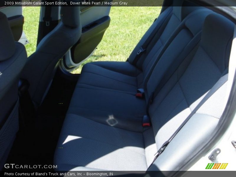 Dover White Pearl / Medium Gray 2009 Mitsubishi Galant Sport Edition