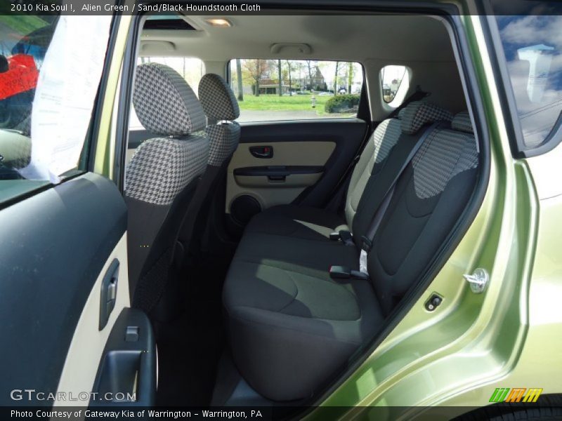 Alien Green / Sand/Black Houndstooth Cloth 2010 Kia Soul !