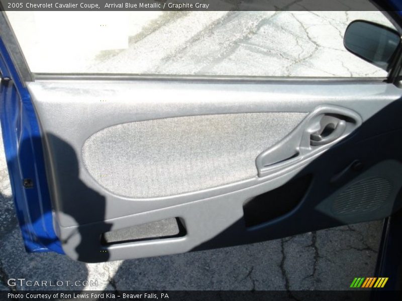 Arrival Blue Metallic / Graphite Gray 2005 Chevrolet Cavalier Coupe