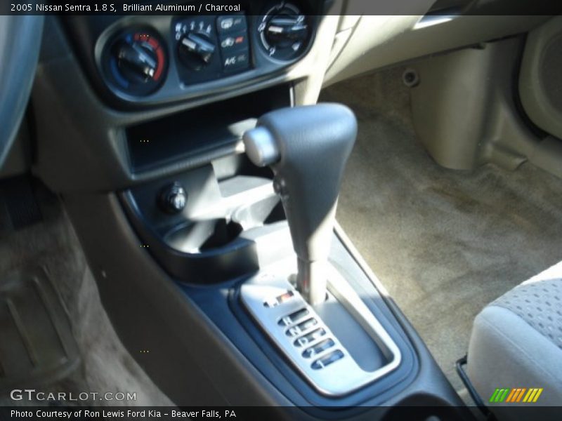 Brilliant Aluminum / Charcoal 2005 Nissan Sentra 1.8 S
