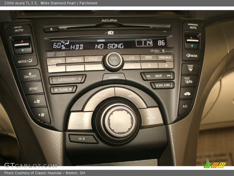White Diamond Pearl / Parchment 2009 Acura TL 3.5