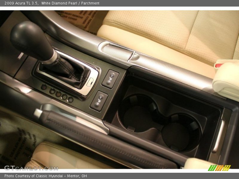 White Diamond Pearl / Parchment 2009 Acura TL 3.5