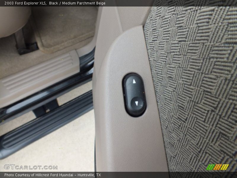 Black / Medium Parchment Beige 2003 Ford Explorer XLS