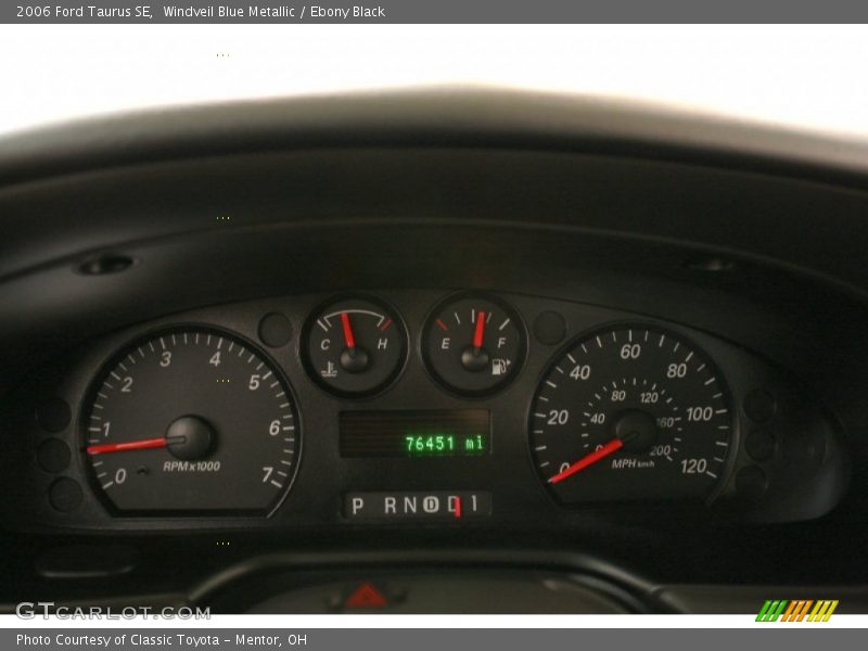Windveil Blue Metallic / Ebony Black 2006 Ford Taurus SE