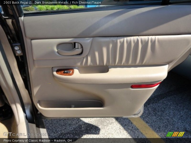 Dark Bronzemist Metallic / Rich Chestnut/Taupe 2003 Buick Regal LS