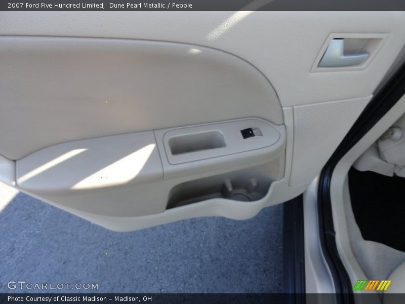 Dune Pearl Metallic / Pebble 2007 Ford Five Hundred Limited