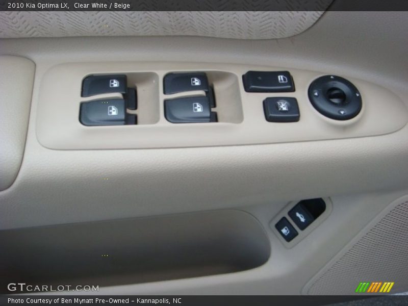 Clear White / Beige 2010 Kia Optima LX