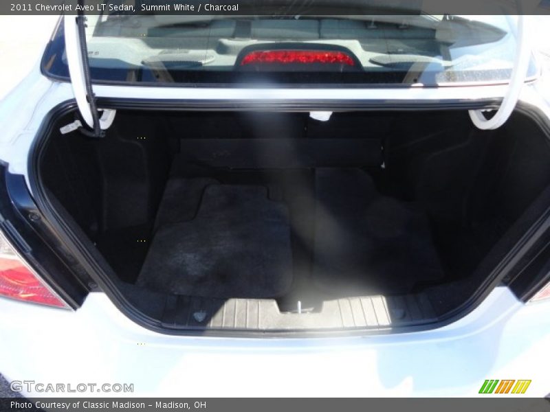 Summit White / Charcoal 2011 Chevrolet Aveo LT Sedan