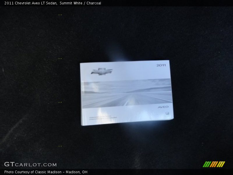 Summit White / Charcoal 2011 Chevrolet Aveo LT Sedan