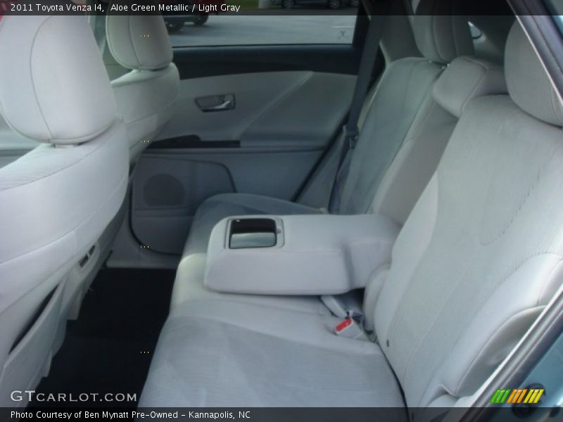 Aloe Green Metallic / Light Gray 2011 Toyota Venza I4