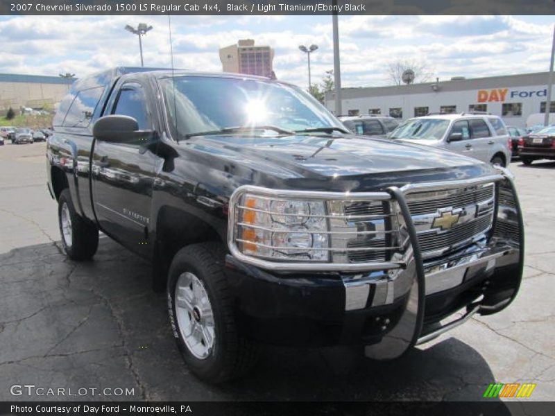 Black / Light Titanium/Ebony Black 2007 Chevrolet Silverado 1500 LS Regular Cab 4x4