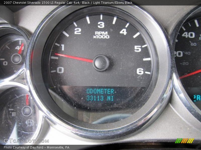 Black / Light Titanium/Ebony Black 2007 Chevrolet Silverado 1500 LS Regular Cab 4x4