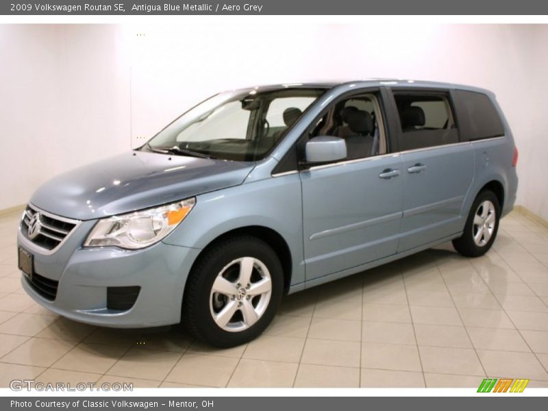 Antigua Blue Metallic / Aero Grey 2009 Volkswagen Routan SE