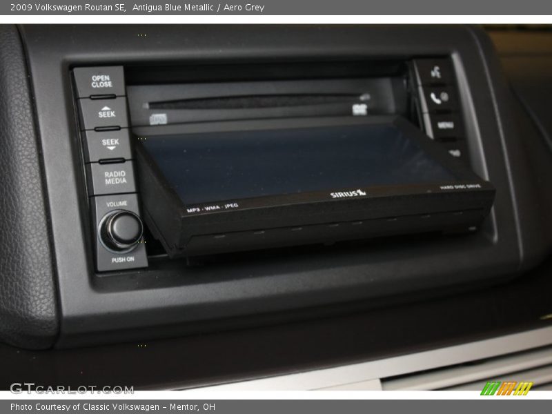Antigua Blue Metallic / Aero Grey 2009 Volkswagen Routan SE