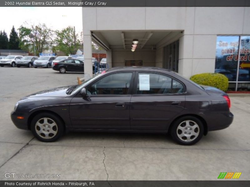 Midnight Gray / Gray 2002 Hyundai Elantra GLS Sedan