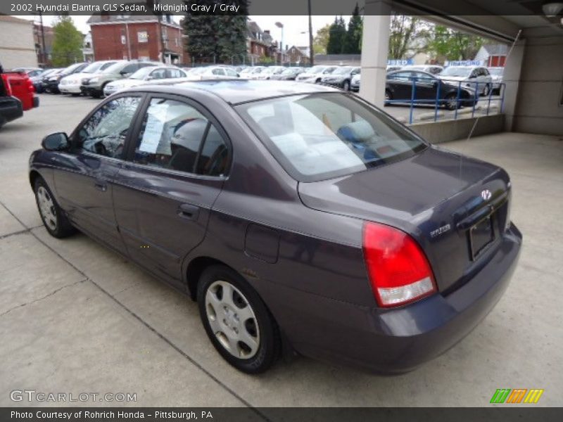 Midnight Gray / Gray 2002 Hyundai Elantra GLS Sedan