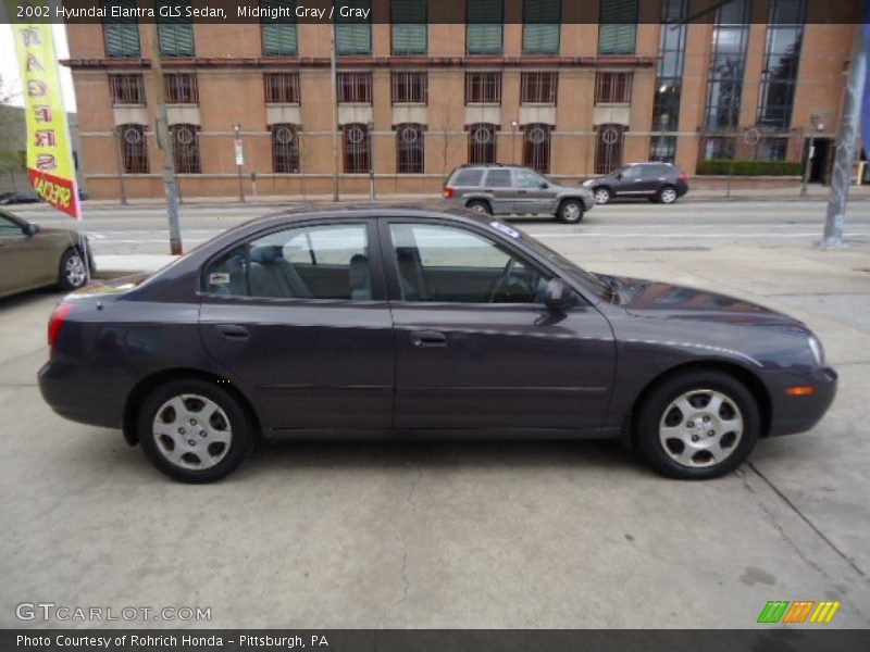 Midnight Gray / Gray 2002 Hyundai Elantra GLS Sedan