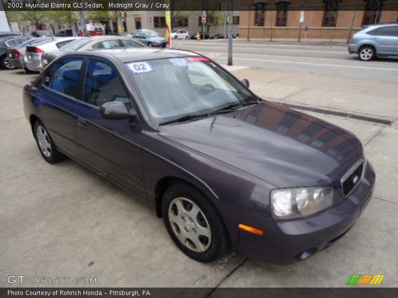 Midnight Gray / Gray 2002 Hyundai Elantra GLS Sedan