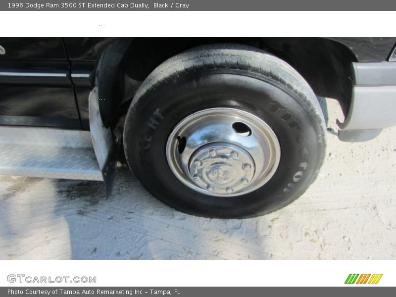 Black / Gray 1996 Dodge Ram 3500 ST Extended Cab Dually