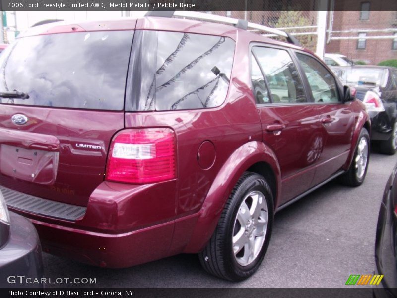 Merlot Metallic / Pebble Beige 2006 Ford Freestyle Limited AWD