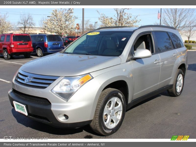 Majestic Silver Metallic / Grey 2008 Suzuki XL7 AWD