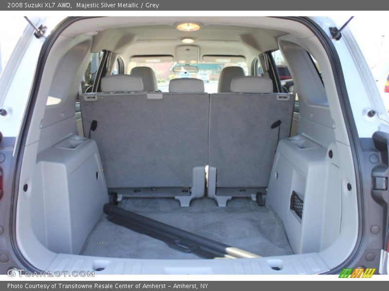 Majestic Silver Metallic / Grey 2008 Suzuki XL7 AWD
