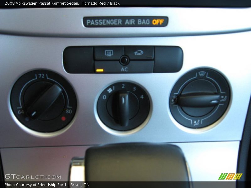 Tornado Red / Black 2008 Volkswagen Passat Komfort Sedan