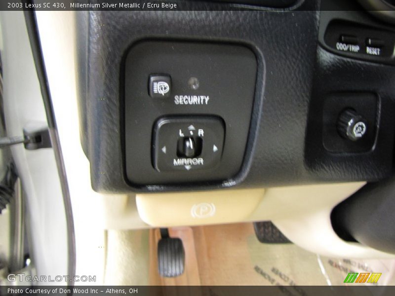 Millennium Silver Metallic / Ecru Beige 2003 Lexus SC 430