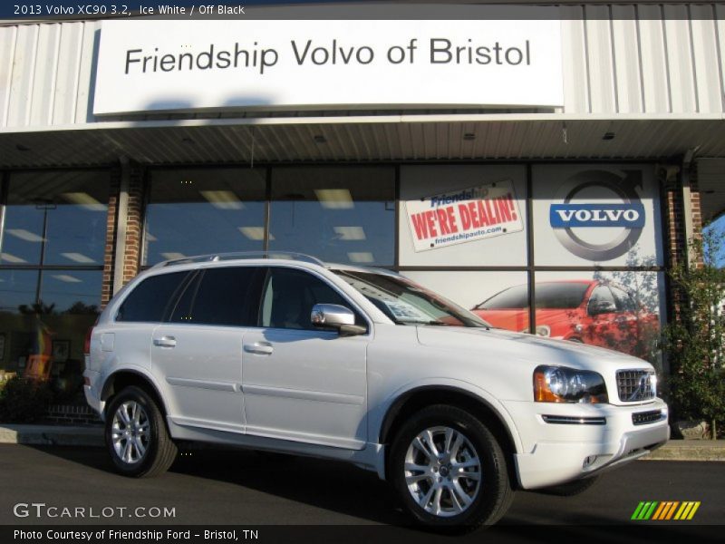 Ice White / Off Black 2013 Volvo XC90 3.2